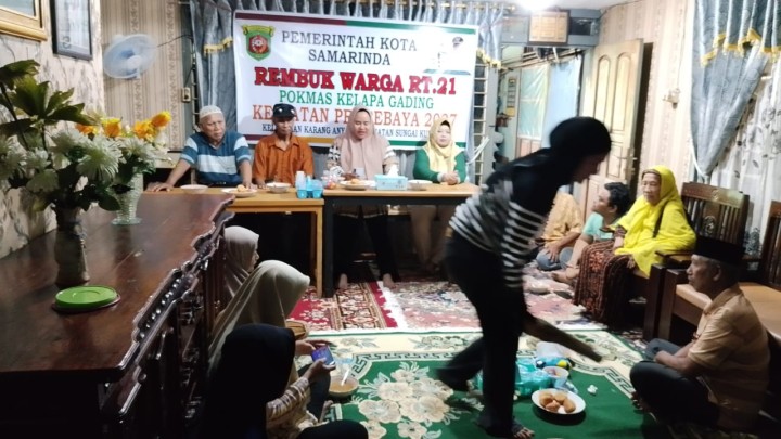 Sabtu, 15 November 2025, Kelurahan Karang Anyar menghadiri sekaligus mendampingi Ketua RT.021 Karang Anyar dan warganya dalam kegiatan Rembuk Warga