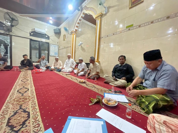 Sabtu, 15 November 2025, Kelurahan Karang Anyar menghadiri sekaligus mendampingi Ketua RT.035 Karang Anyar dan warganya dalam kegiatan Rembuk Warga