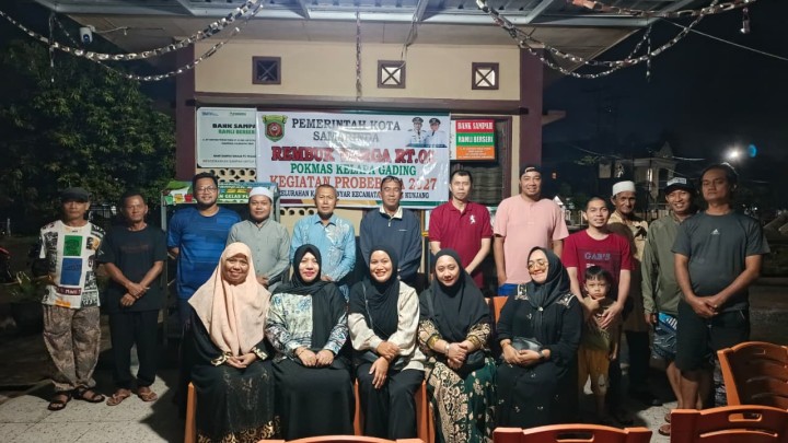 Sabtu, 15 November 2025, Kelurahan Karang Anyar menghadiri sekaligus mendampingi Ketua RT.002 Karang Anyar dan warganya dalam kegiatan Rembuk Warga