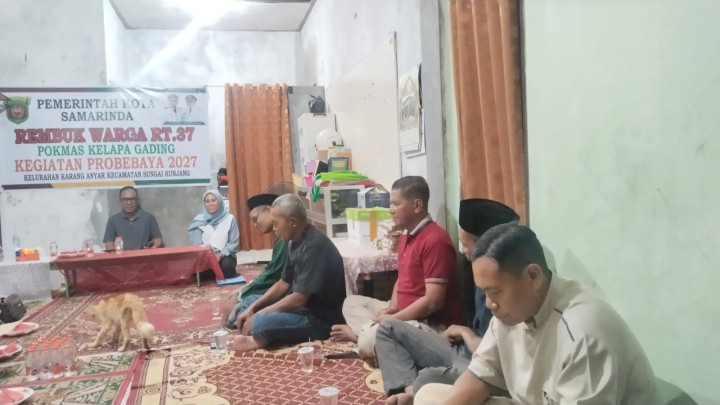 Minggu, 16 November 2025, Kelurahan Karang Anyar menghadiri sekaligus mendampingi Ketua RT.037 Karang Anyar dan warganya dalam kegiatan Rembuk Warga