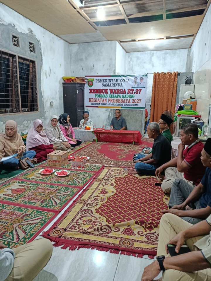 Minggu, 16 November 2025, Kelurahan Karang Anyar menghadiri sekaligus mendampingi Ketua RT.037 Karang Anyar dan warganya dalam kegiatan Rembuk Warga