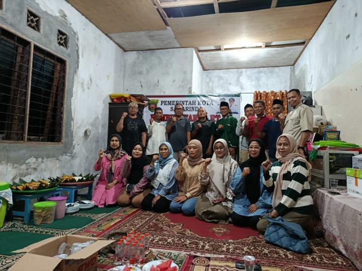 Minggu, 16 November 2025, Kelurahan Karang Anyar menghadiri sekaligus mendampingi Ketua RT.037 Karang Anyar dan warganya dalam kegiatan Rembuk Warga