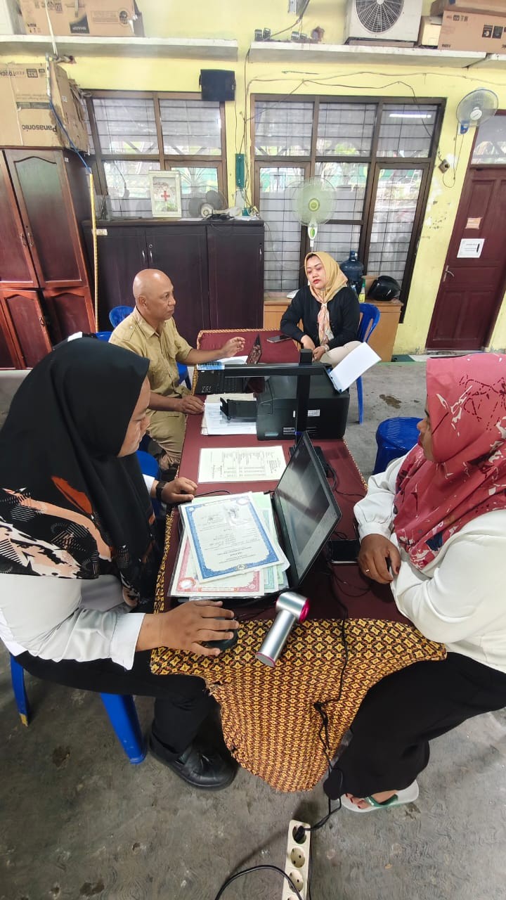 Selasa, 18 November 2025, Kelurahan Karang Anyar melaksanakan pelatihan Pengarsipan Digitalisasi Keluarga dari Dinas Perpustakaan dan Kearsipan Kota Samarinda.