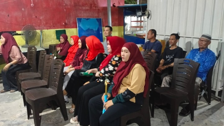 Selasa, 18 November 2025, Kelurahan Karang Anyar menghadiri sekaligus mendampingi Ketua RT.030 Karang Anyar dan warganya dalam kegiatan Rembuk warga