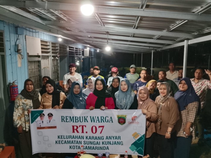 Selasa, 18 November 2025, Kelurahan Karang Anyar menghadiri sekaligus mendampingi Ketua RT.007 Karang Anyar dan warganya dalam kegiatan Rembuk warga