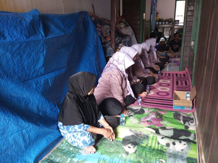Rabu, 19 November 2025, Kelurahan Karang Anyar menghadiri sekaligus mendampingi Ketua RT.019 Karang Anyar dan warganya dalam kegiatan Rembuk warga