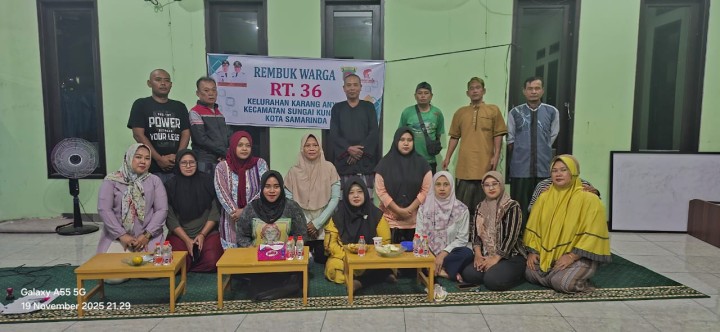 Rabu, 19 November 2025, Kelurahan Karang Anyar menghadiri sekaligus mendampingi Ketua RT.036 Karang Anyar dan warganya dalam kegiatan Rembuk warga