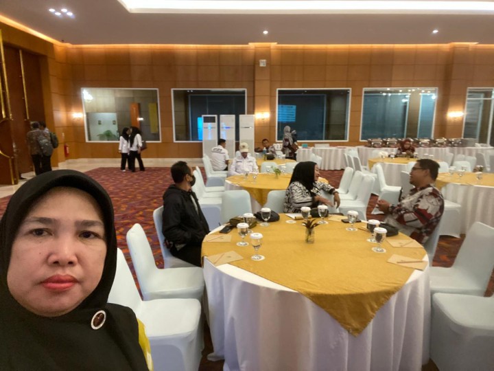 Kamis, 20 November 2025, Kelurahan Karang Anyar Menghadiri Sidang Komisi Irigasi Kota Samarinda  "Dampak Alih Fungsi Lahan Terhadap Irigasi dan Ketahan Pangan" di Ballroom Puri  Senyiur