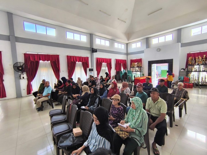Jumat, 21 November 2025, Kelurahan Karang Anyar Menghadiri Sosialisasi program SOLIDER dengan Pemerintah dan Masyarakat Kota Samarinda di Aula Serba Guna Kantor Kecamatan Samarinda Ulu.