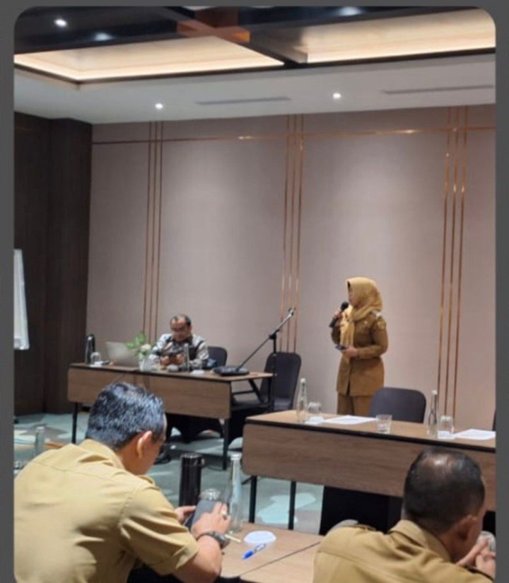 Selasa, 25 November 2025, Kelurahan Karang Anyar mengikuti pelatihan komunikasi publik dari Kecamatan Sungai Kunjang di Hotel Fugo Samarinda.