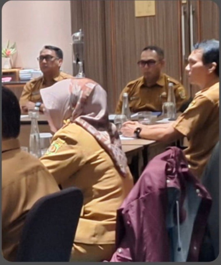 Selasa, 25 November 2025, Kelurahan Karang Anyar mengikuti pelatihan komunikasi publik dari Kecamatan Sungai Kunjang di Hotel Fugo Samarinda.