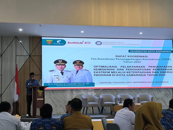 Senin, 01 Desember 2025, Kelurahan Karang Anyar Menghadiri Rakor Tim Koordinasi Penanggulangan Kemiskinan (TKPM) Tahun 2025 di Ruang Arutalla Bapperida Kota Samarinda.