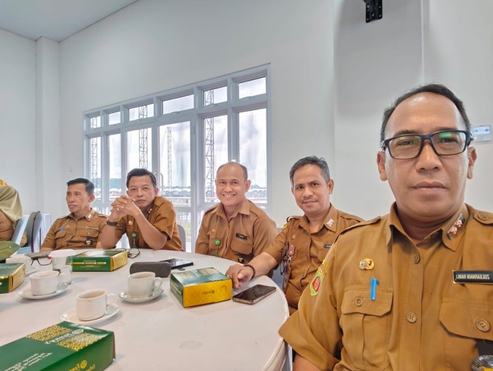 Selasa, 02 Desember 2025, Kelurahan Karang Anyar menghadiri kegiatan Gebyar Pajak Daerah Kota Samarinda tahun 2025 di Ruang Arutalla Kantor Bapperdia Kota Samarinda.