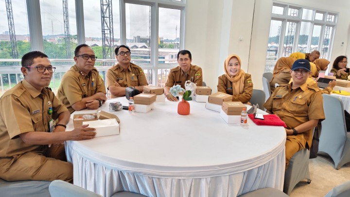 Selasa, 02 Desember 2025, Kelurahan Karang Anyar mengikuti kegiatan Sosialisasi Manajemen Talenta Pembinaan dan Pengelolaan Kepegawaian oleh BKPSDM Samarinda di Arutala Ballroom Bapperida Kota Samarinda.