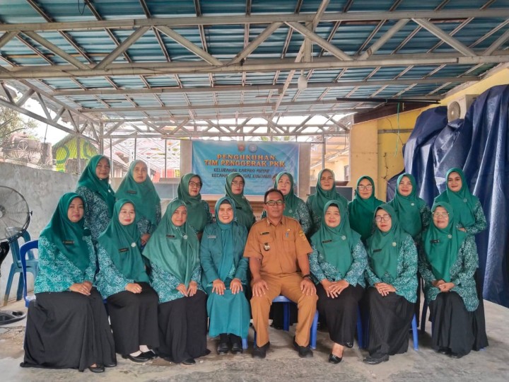 Selasa, 09 Desember 2025, TP PKK Kelurahan Karang Anyar melaksanakan kegiatan pengukuhan para Pengurus TP PKK Kelurahan Karang Anyar untuk periode 2025-2030