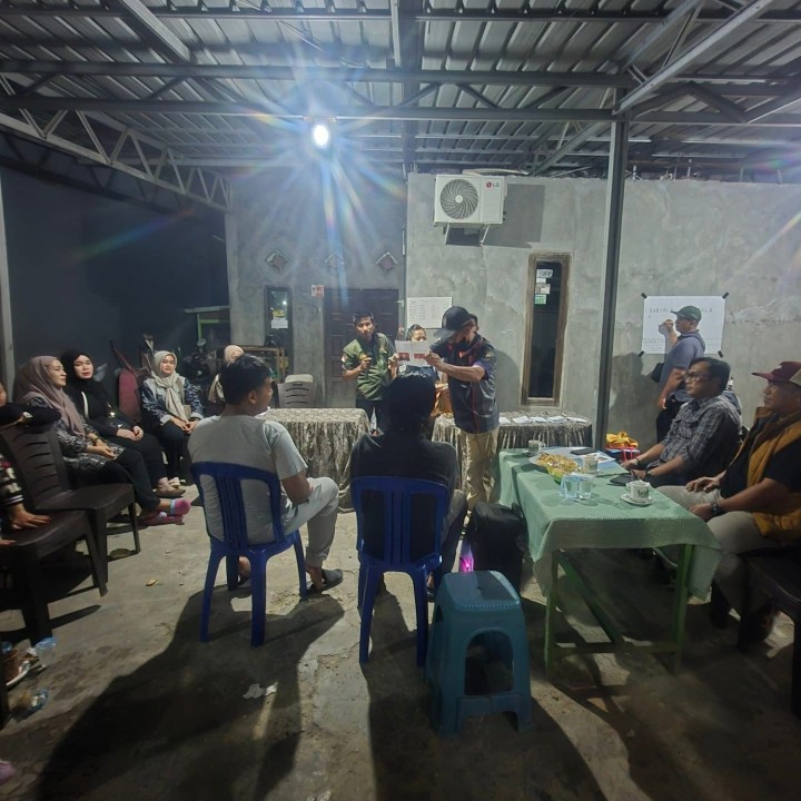 Senin, 22 Desember 2025, Kelurahan Karang Anyar beserta LPN, FKPM Karang Anyar menghadiri sekaligus mengawasi jalannya proses kegiatan Pemilihan Ketua RT.030 yang berlangsung di Jalan Kahoi RT.030