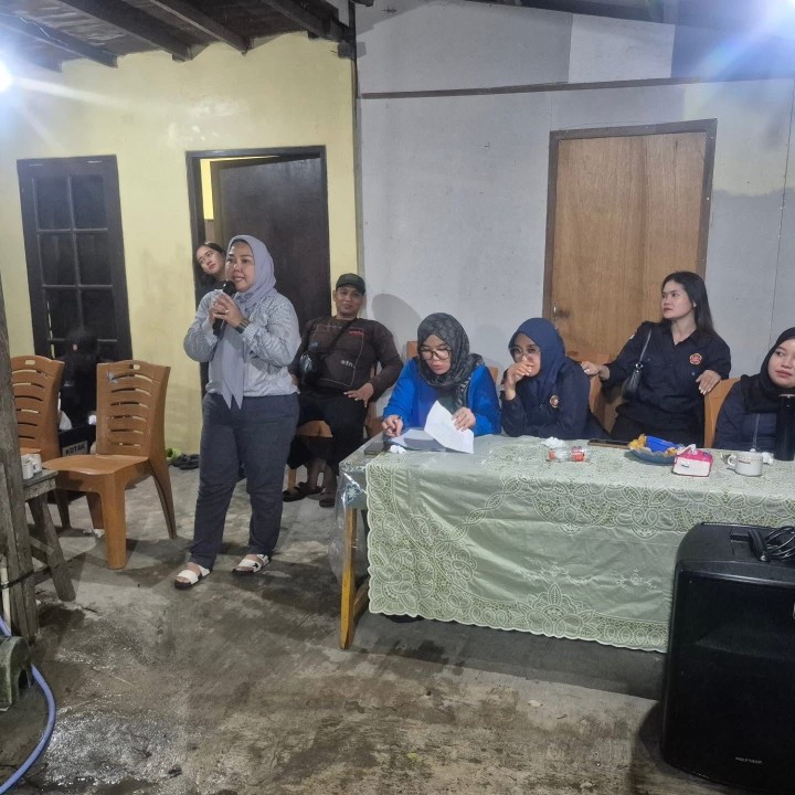 Selasa, 23 Desember 2025, Kelurahan Karang Anyar beserta LPN, FKPM, Karang taruna, Bhabinkamtibmas Karang Anyar menghadiri sekaligus mengawasi jalannya proses kegiatan Pemilihan Ketua RT.036 yang berlangsung di Jalan Cendana Gang 11 RT.036