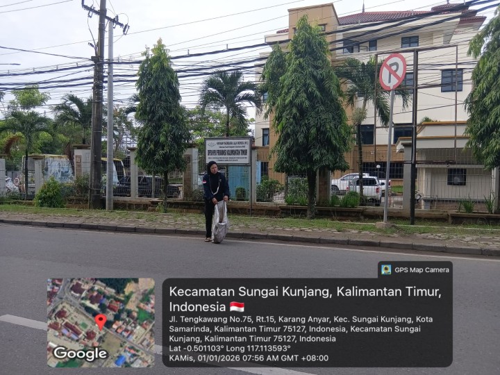 Kamis, 01 Januari 2026, Kelurahan Karang Anyar melakukan pengecekan sisa hasil sampah kulit jagung dan kulit  rambutan di Jalan Tengkawang dan Jalan Ulin  dan hasil nya  langsung di setorkan ke Kecamatan Sungai  Kunjang.