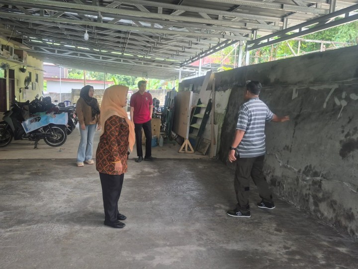 Jumat, 02 Januari 2026, Kelurahan Karang Anyar menerima kunjungan kerja dari Kecamatan Sungai Kunjang terkait disiplin kerja pegawai setelah perayaan malam tahun baru 2026.