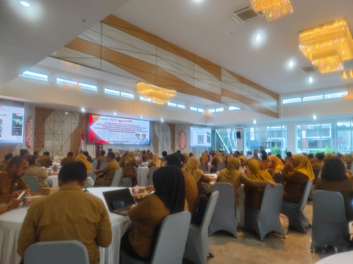 Selasa, 06 Januari 2026, Kelurahan Karang Anyar mengikuti kegiatan Sosialisasi Peraturan Walikota Nomor 88 Tahun 2025 tentang Fasilitasi Pengumpulan Dan Pengelolaan Sumbangan Dana Gotong Royong Untuk Penyelenggaraan Kesejahteraan Sosial di Lingkungan Pemerintah Kota Samarinda di Ruang Arutala Bapperida Samarinda.