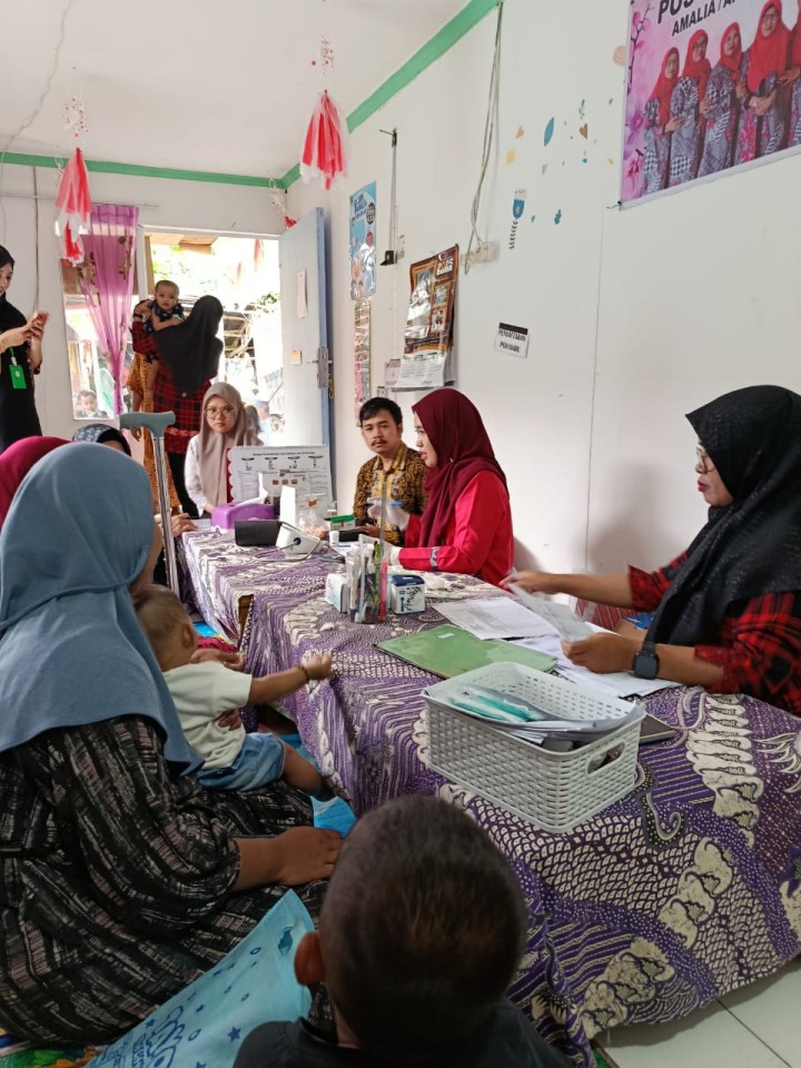 Kamis, 08 Januari 2026, Kelurahan Karang Anyar melakukan monitoring kegiatan di Posyandu Amalia RT 33