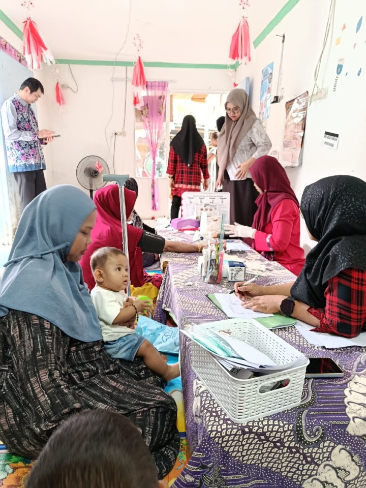 Kamis, 08 Januari 2026, Kelurahan Karang Anyar melakukan monitoring kegiatan di Posyandu Amalia RT 33