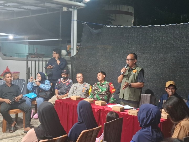 Jumat, 09 Januari 2026, Kelurahan Karang Anyar mengikuti sekaligus mengawasi jalannya kegiatan Pemilihan Ketua RT.035 di Jalan Kahoi 2A.