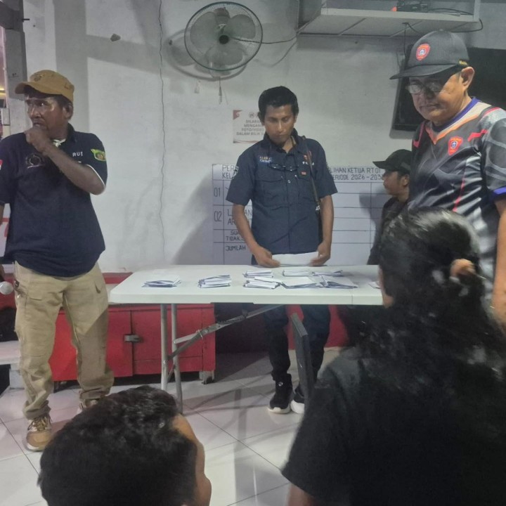 Selasa, 13 Januari 2026, Kelurahan Karang Anyar mengikuti sekaligus mengawasi jalannya kegiatan Pemilihan Ketua RT.001 di Jalan MT. Haryono Gang Rawa Jaya 001