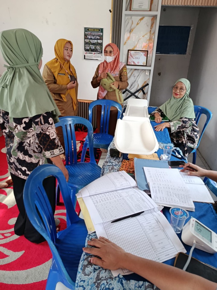 Senin, 19 Januari 2026, Kelurahan Karang Anyar menghadiri dan  Monitoring, kegiatan Posyandu cempaka kuning di RT 17, Jalan Meranti Gang 1