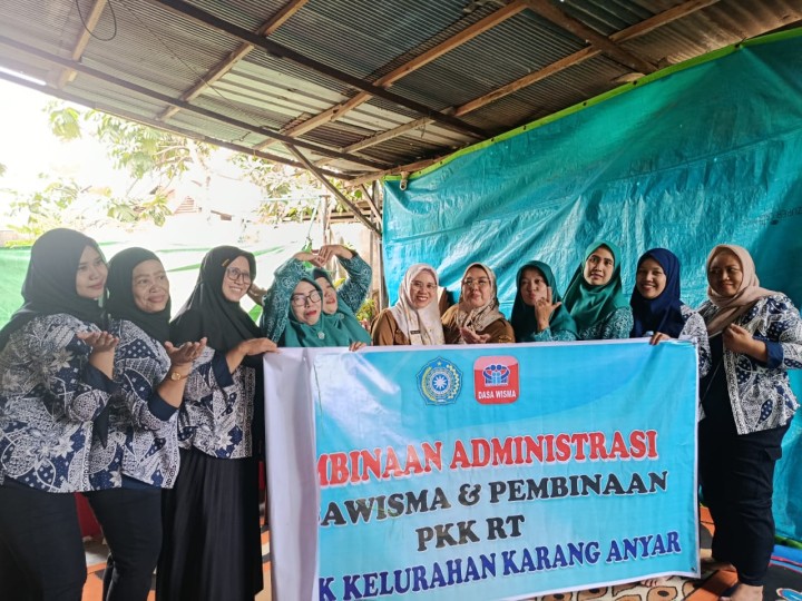 Selasa, 20 Januari 2026, Kelurahan Karang Anyar dan PKK menghadiri pembinaan Dasawisma di RT 08,09,10,11,12 & RT 36