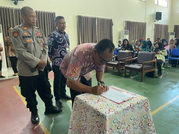 Kamis, 29 Januari 2026, Kelurahan Karang Anyar menghadiri kegiatan Forum Musrenbang Tematik Stunting Kecamatan Sungai Kunjang Tahun 2026 Gedung BPVP Kota Samarinda.