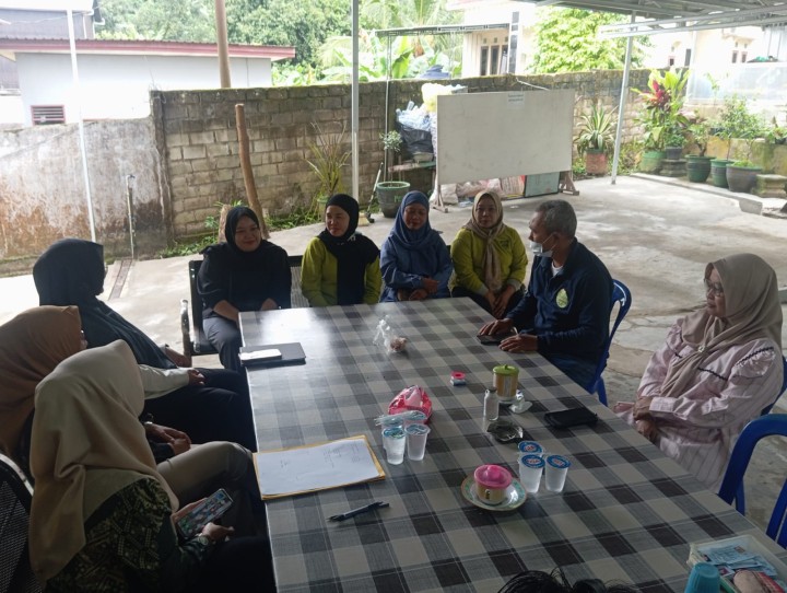 Jumat, 30 Januari 2026, Kelurahan Karang Anyar dan Pengurus Koperasi Merah Putih Kelurahan Karang Anyar menerima kunjungan kerja dari Kantor Dinas Koeprasi Kota Samarinda terkait koordinasi persiapan Administrasi Koperasi Merah Putih.