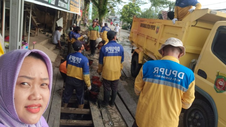 Minggu, 08 Februari 2026 Kelurahan Karang Anyar melakukan monitoring kegiatan  gotong royong di RT 11 , 37 dan 38 Jalan kelapa gading