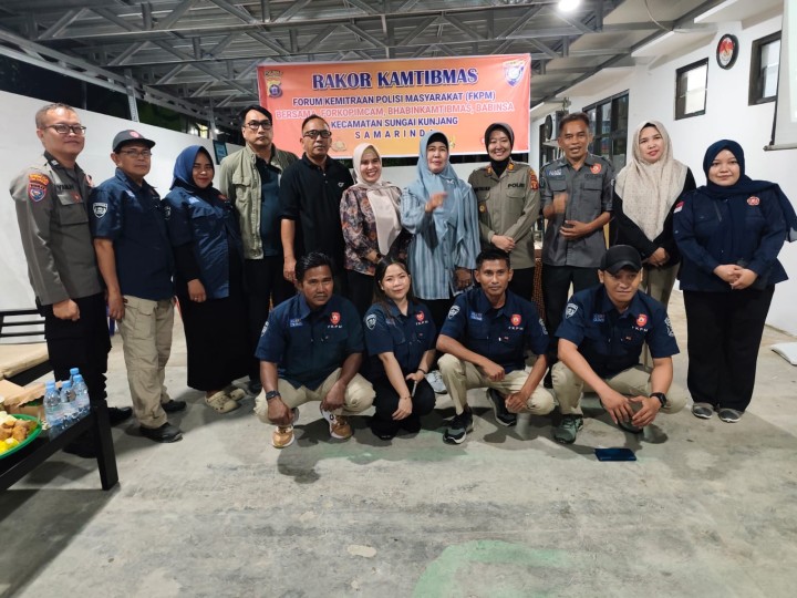 Selasa, 10 Februari 2026, Kelurahan Karang Anyar menyelenggarakan Rakor Kamtibmas se Kecamatan Sungai Kunjang di Ruang Pertemuan Kantor Kelurahan Karang Anyar.