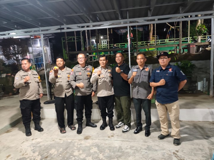 Selasa, 10 Februari 2026, Kelurahan Karang Anyar menyelenggarakan Rakor Kamtibmas se Kecamatan Sungai Kunjang di Ruang Pertemuan Kantor Kelurahan Karang Anyar.