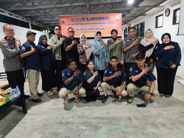 Selasa, 10 Februari 2026, Kelurahan Karang Anyar menyelenggarakan Rakor Kamtibmas se Kecamatan Sungai Kunjang di Ruang Pertemuan Kantor Kelurahan Karang Anyar.