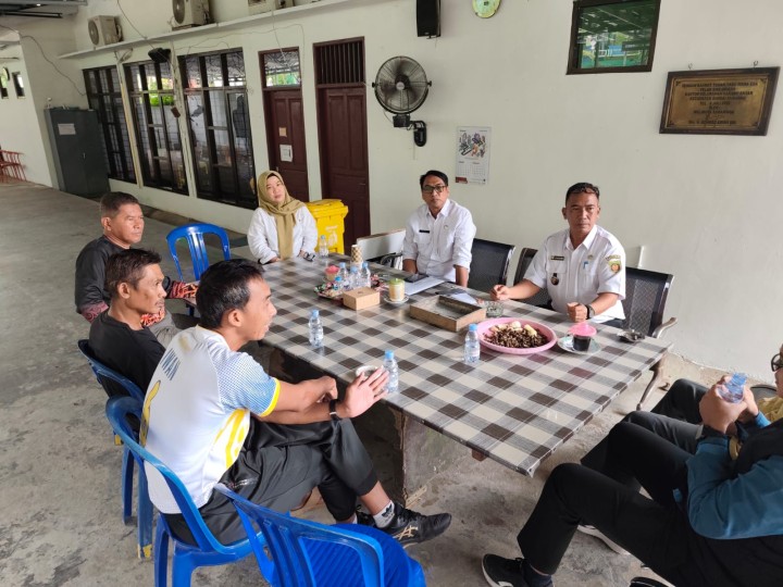 Rabu, 11 Februari 2026, Koordinasi Panitia penyelenggara pemilihan ketua RT.037 bersama Kelurahan Karang Anyar