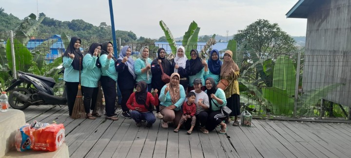 Minggu, 15 Februari 2026, Kelurahan Karang Anyar mendampingi dan mengawasi jalannya kegiatan gotong royong di wilayah RT.003, 005, 006, 008, 009, 010, 012, 036