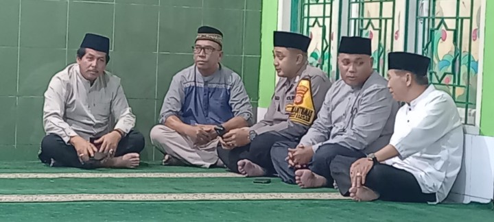 Jum'at, 06 Maret 2026, Kelurahan Karang Anyar mengikuti kegiatan Safari Ramadhan 1447 H bersama WAKIL WALI KOTA, KABAG KESRA, CAMAT SUNGAI KUNJANG, LURAH SE-KECAMATAN SUNGAI KUNJANG di Mesjid Nurul Jannah, Jl. Rapak Indah No. 35, Kel. Karang Asam Ilir, Kec. Sungai Kunjang