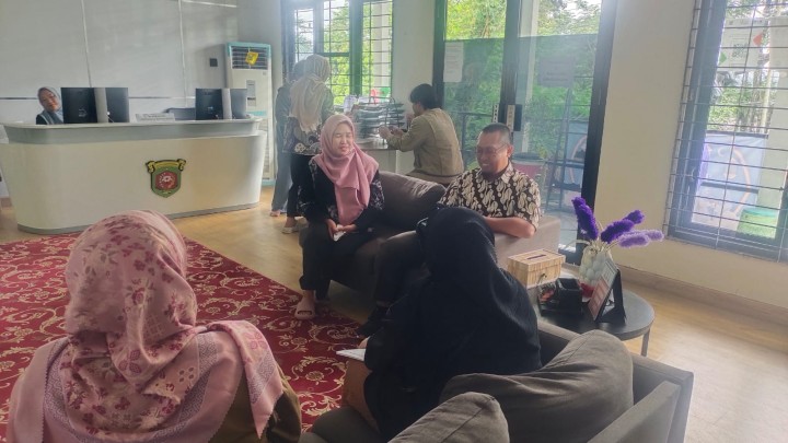 Kamis tgl 12 Maret 2026 , Kelurahan Karang Anyar mengikuti Rapat Koordinasi Pembahasan Terkait Pelaksanaan RAT Bersama Pengurus Koperasi, Kelurahan dan Bisnis Asisten KMP
