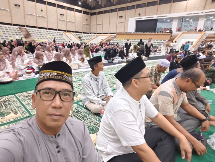 Senin 16 Maret 2026, Kelurahan Karang Anyar menghadiri kegiatan Buka Puasa dan Taraweh bersama BPW KKSS Kalimantan Timur dan BPD KKSS Kalimantan Timur Tahun 1447H di Hall GOR Segiri Samarinda.