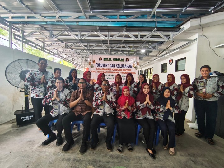 Kamis, 02 April 2026, Halal Bihalal Kelurahan Karang Anyar bersama Forum RT se Karang Anyar dan Camat Sungai Kunjang serta unsur-unsur Kelurahan sekaligus perpisahan purna tugas HAMDAH sebagai staf Kelurahan Karang Anyar.
