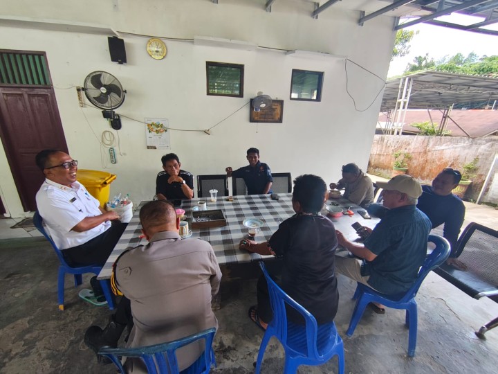 Rabu, 09 April 2026, Kelurahan Karang Anyar melaksanakan kegiatan sosialisasi program PTSL Tahun 2026 bagi warga Karang Anyar yang sertifikatnya belum selesai.