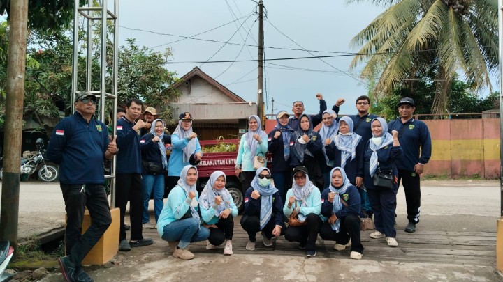 Sabtu, 11 April 2026, Kelurahan Karang Anyar mengikuti kegiatan kerja bakti se Kecamatan Sungai Kunjang di Jalan KH.Mas Mansyur, Samarinda