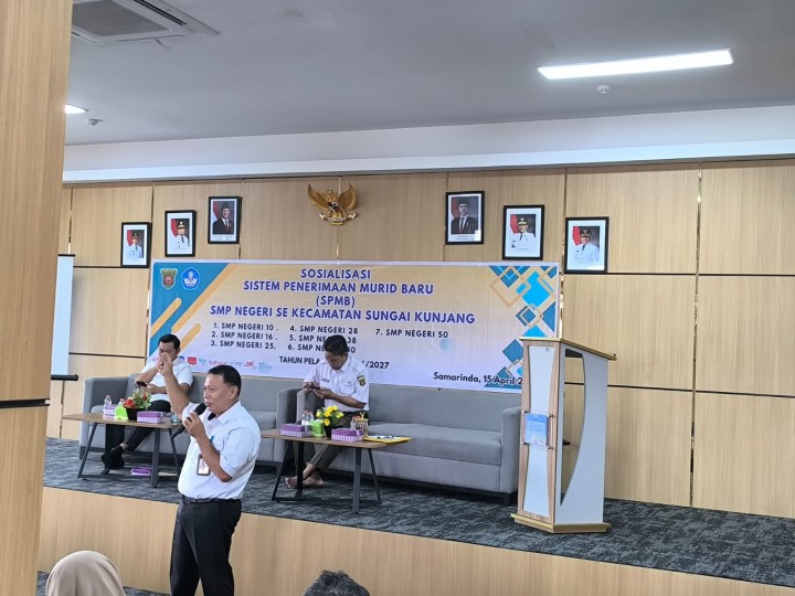 Rabu, 15 April 2026, Kelurahan Karang Anyar menghadiri Sosialisasi Sistem Penerimaan Murid Baru (SPMB) di aula SPMN 16 Samarinda
