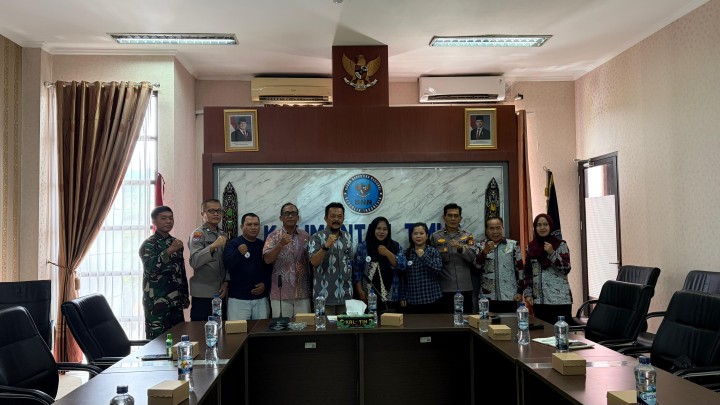 Kamis, 16 April 2026, Kelurahan Karang Anyar menghadiri kegiatan Pembentukan IBM Intervensi berbasis Masyarakat bidang Narkotika Kel. Karang Anyar kec. Sungai kunjang di kantor BNN Provinsi Kaltim, Jl. Rapak Indah