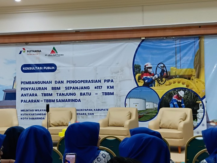 Jumat, 17 April 2026, Kelurahan Karang Anyar  menghadiri acara  Uji Konsultasi Publik Rencana Pembangunan dan Pengoperasian pipa penyaluran BBM sepanjang +  117 KM antara TBBM Tanjung Batu TBBM New Palaran TBBM Samarinda  di aula Studio Islamic