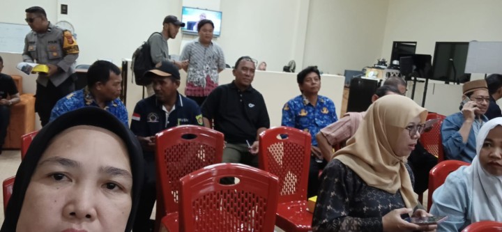 Jumat, 17 April 2026, Kelurahan Karang Anyar  menghadiri acara  Uji Konsultasi Publik Rencana Pembangunan dan Pengoperasian pipa penyaluran BBM sepanjang +  117 KM antara TBBM Tanjung Batu TBBM New Palaran TBBM Samarinda  di aula Studio Islamic