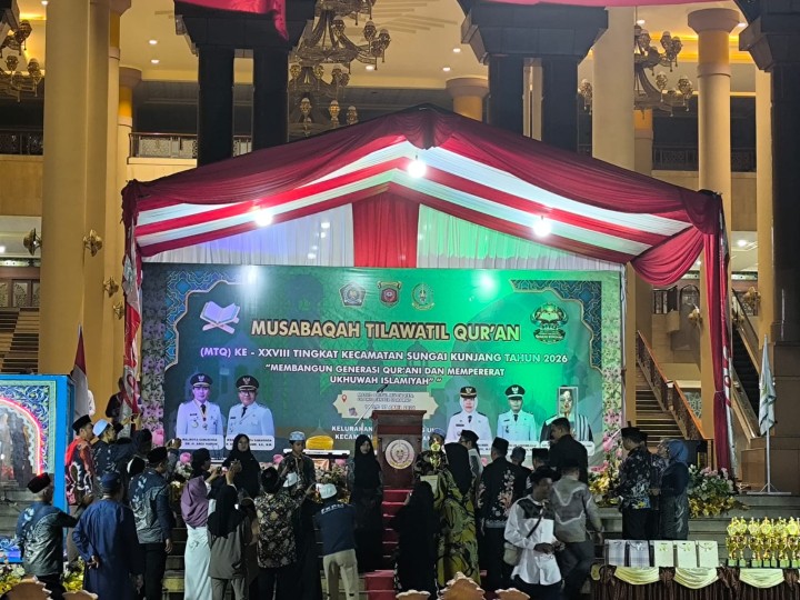 Jumat, 17 April 2026, Kelurahan Karang Anyar mengahdiri acara penuitupan MTQ Kecamatan Sungai Kunjang ke 28 di Halaman Islamic Center Samarinda.