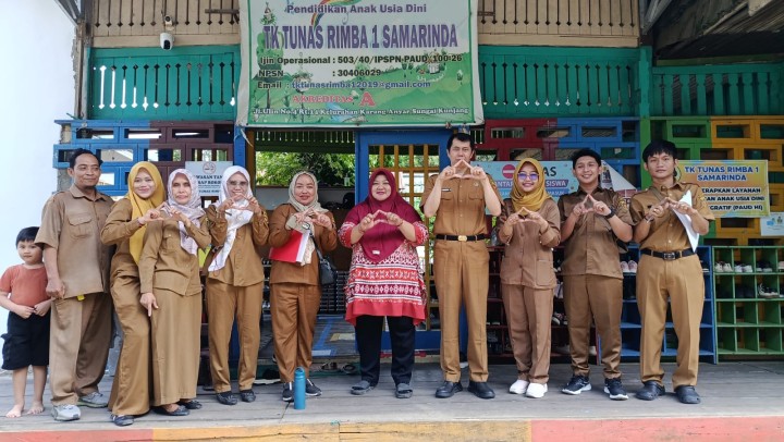 Senin, 20 April 2026 – Kelurahan Karang Anyar mendampingi Kecamatan Sungai Kunjang bersama Puskesmas Wonorejo melaksanakan kegiatan pembinaan Usaha Kesehatan Sekolah (UKS) di TK Tunas Rimba 1 Samarinda.